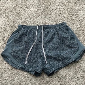 Nike Dri-fit Tempo shorts